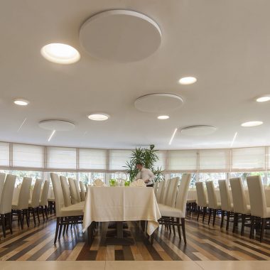 pannello-fonoassorbente-dot-a-soffitto