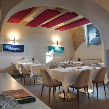 Pannelli fonoassorbenti soffitto ristorante Squid – Caruso Acoustic 12