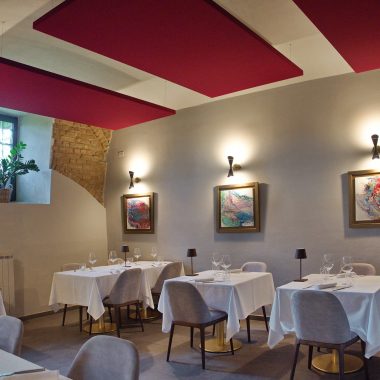 Pannelli fonoassorbenti soffitto ristorante Squid – Caruso Acoustic 3