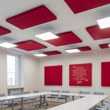Caruso-Magazine-Sala-Formazione-cop.jpg.jpg